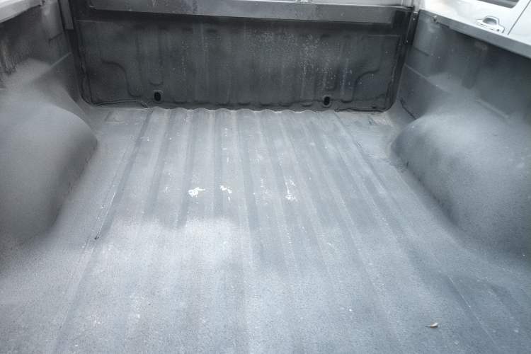 Used Great Wall Wingle 5 2017 2.0T European-spec Diesel Two-Wheel-Drive Entry-Level Big Double-Cab GW4D20D
