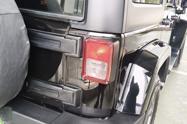 Used  Wrangler 2015 3.0L Sahara Four-Door Comfort Edition