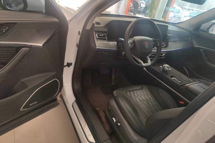 Used Hongqi HS5 2023 2.0T Qixiang Pro Edition
