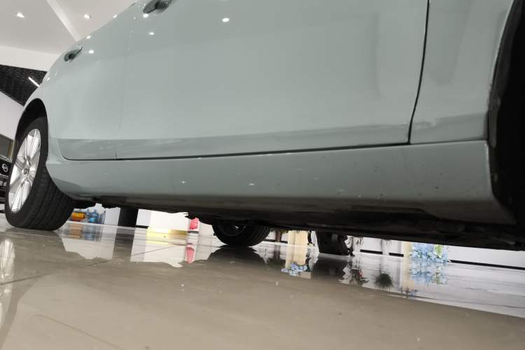 Used Volvo V40 2018 T4 Zhiya Edition
