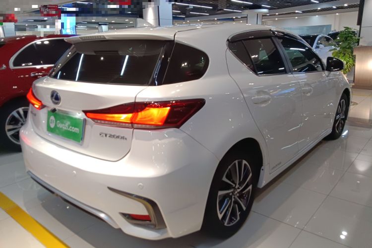 Used Lexus CT 2017 CT200h Elite Edition Solid Color China V Standard
