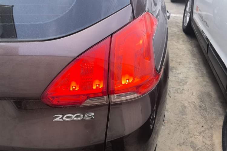 Used Peugeot 2008 2014 1.6L Automatic Fashion Edition
