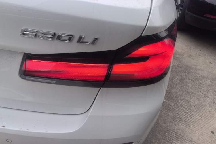 Used BMW 5 Series 2022 Second Facelift 530Li Leading Edition Luxury Package