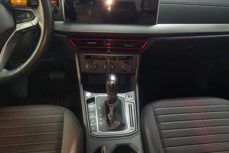 Used Volkswagen Lavida 2023 300TSI DSG Starry Full-Comfort Edition
