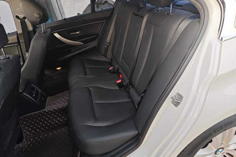 Used BMW 3 Series 2016 320Li Fashion Model
