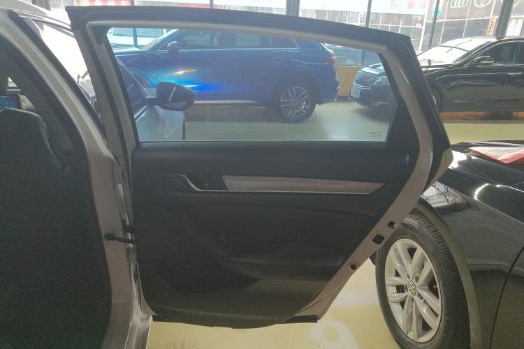 Used Honda Accord 2018 260TURBO Elite Edition China VI
