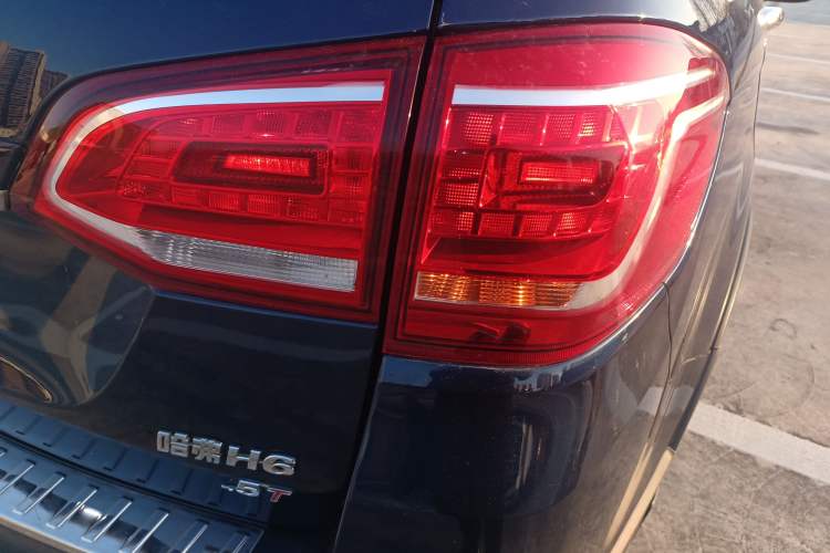 Used Haval H6 2014 Sport Version 1.5T Manual Two-Wheel Drive Elite Edition