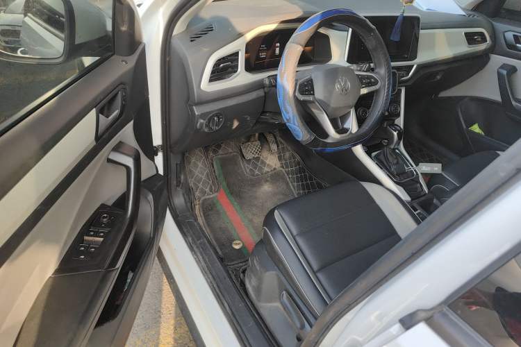 Used Volkswagen T-ROC 2023 280TSI DSG Two-Wheel Drive Time Edition