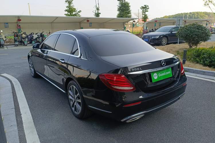 Used Mercedes-Benz E-Class 2019 E 260 L