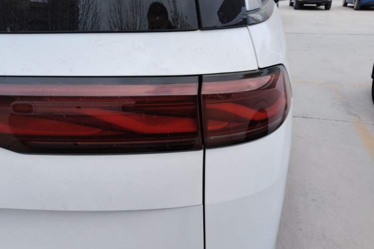 Used BYD Xia 2025 DM-i 1.5T 180km Beyond Edition
