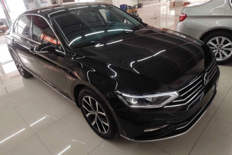 Used Volkswagen Magotan 2020 330TSI DSG Leading Model
