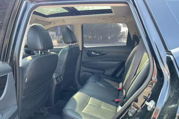 Used Nissan X-Trail 2020 2.0L XL Premium CVT 2WD SmartConnect Luxury Edition
