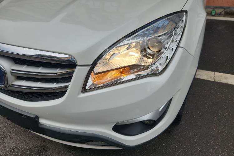 Used Changan CS35 2016 1.6L Manual Luxury Model China V Standard