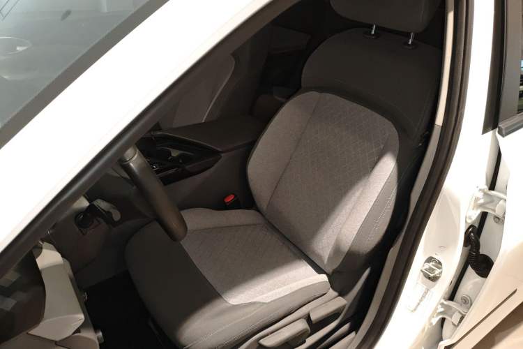 Used Baojun RC-5 2020 1.5L CVT Smart Elite Edition
