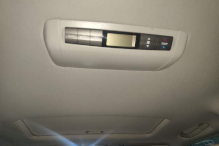 Used Honda Elysion 2012 2.4L VTi-S Prestige Edition
