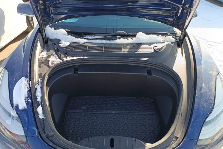 Used Tesla Model 3 2019 Standard Range Rear-Drive Upgraded Version
