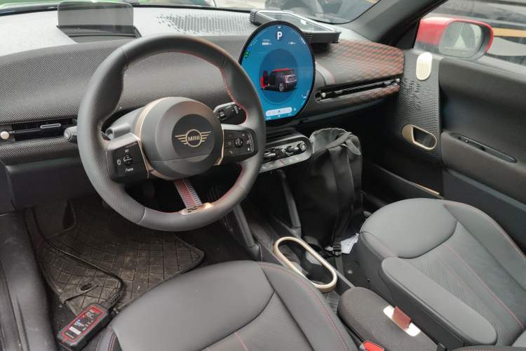 Used  Electric MINI COOPER 2024 452km COOPER SE Racing Driver