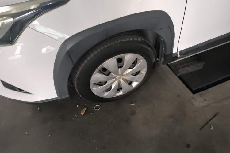 Used Toyota YARiS L 2020 X-Trail X 1.5L CVT Leading Edition
