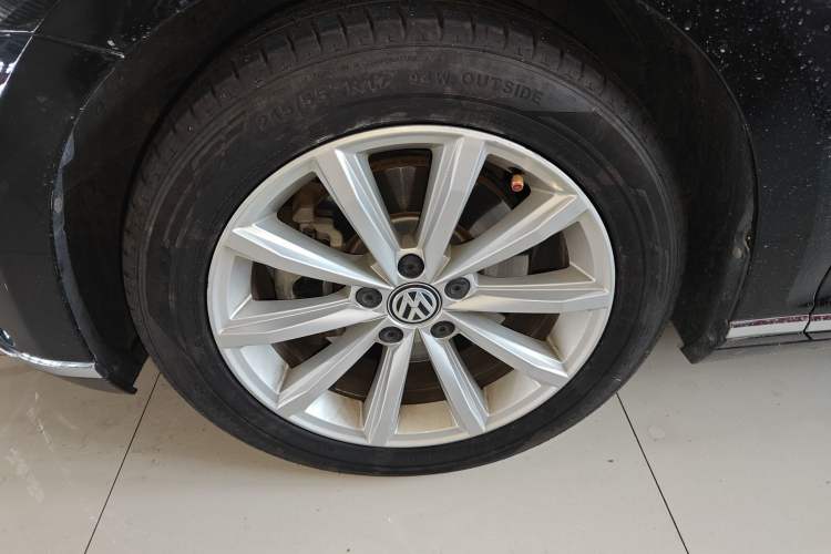 Used Volkswagen Magotan 2019 330TSI DSG Leading Model China VI Standard