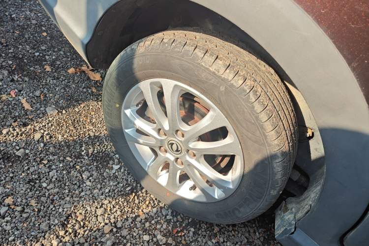 Used Dongfeng Fengon 370 2016 1.5L Manual Standard Edition SFG15-05 7 Seats
