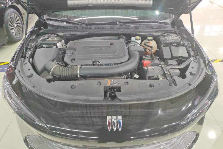 Used Buick LaCrosse 2023 28T Prestige Edition
