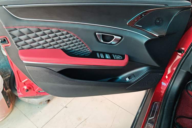 Used BYD Han 2020 EV Four-Wheel Drive High-Performance Flagship Model
