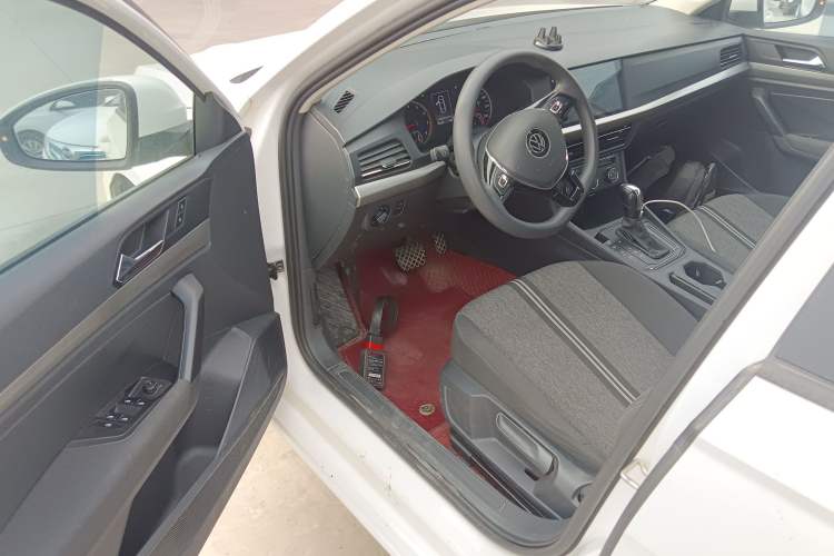 Used Volkswagen Lavida 2022 1.5L Automatic Fashion Edition