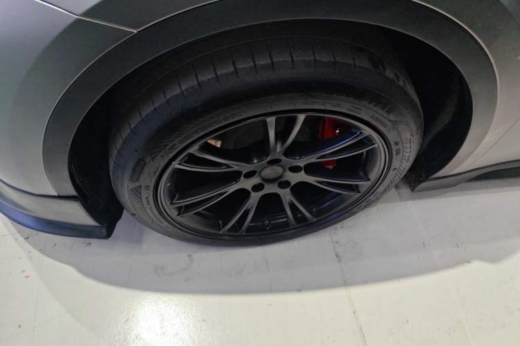 Used Tesla Model Y 2024 Rear-Wheel-Drive Version
