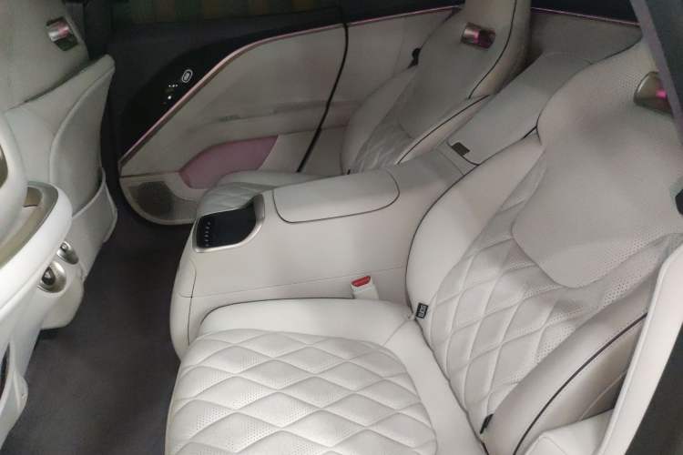 Used  11 2024 630 Rear-Wheel Drive Edition with Three Lasers