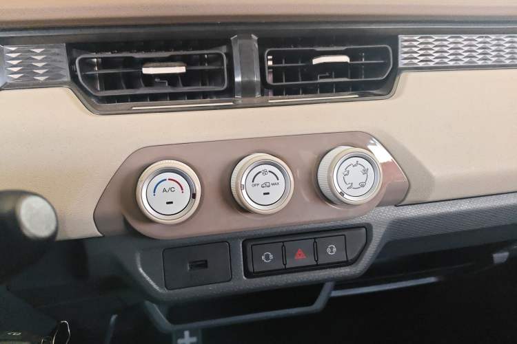 Used Chery QQ Ice Cream 2025 155km Sundae Edition
