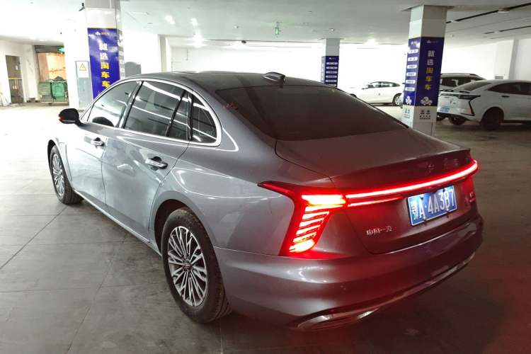 Used Hongqi H5 2023 2.0T Automatic Smart Connect Flagship Edition
