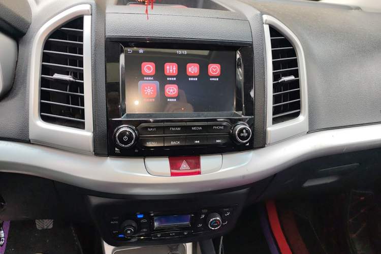 Used  Refine S3 2016 1.5L Manual Luxury Smart Version
