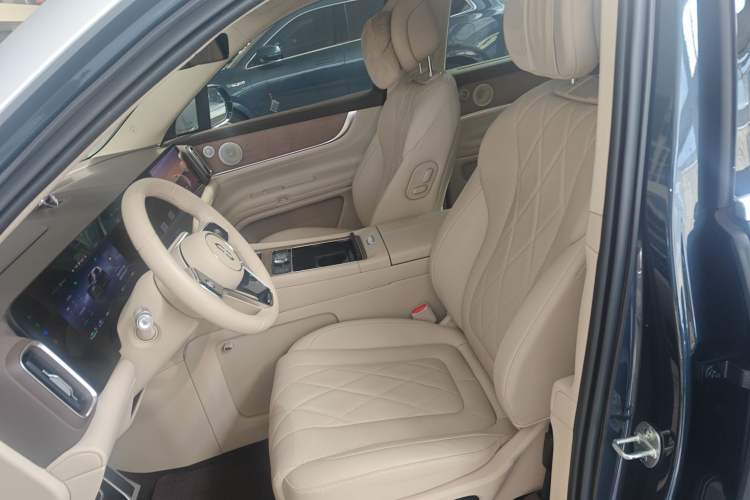 Used Hima AITO M9 2024 Range-Extended Ultra Version 52 kWh 6-Seater Model
