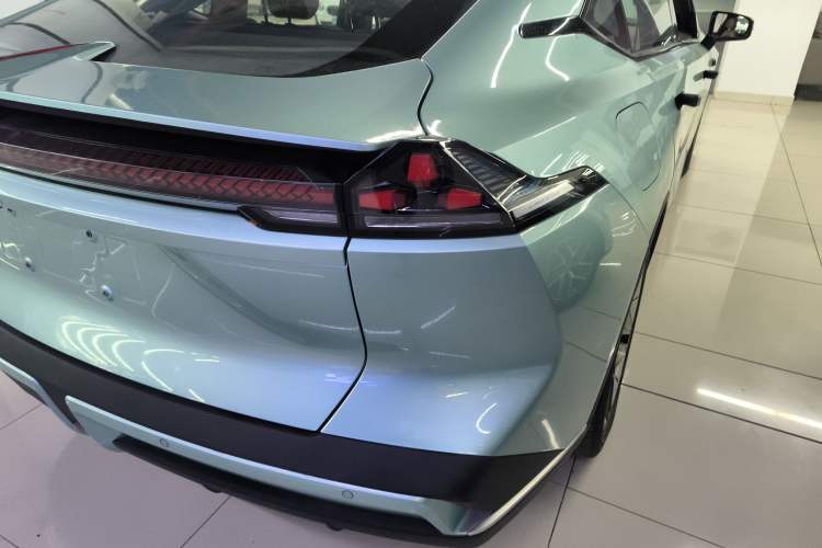 Used  SL03 2022 515 Pure Electric Version
