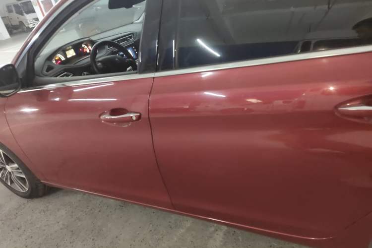 Used Peugeot 308 2016 1.6L Automatic Luxury Edition
