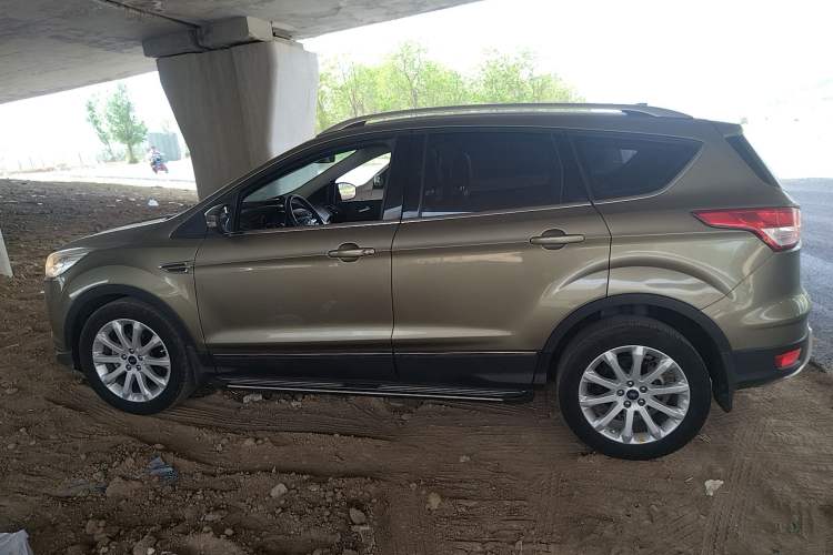 Used Ford Kuga 2015 1.5L GTDi Two-Wheel Drive Fashion Edition
