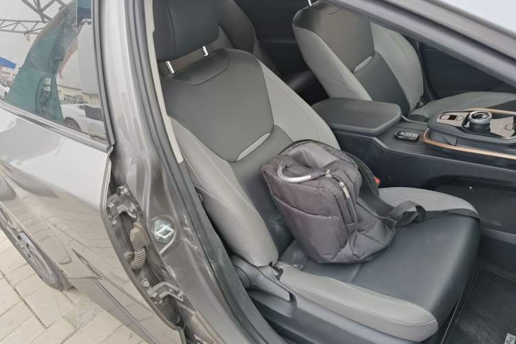 Used Toyota bZ3 2023 616 km Long-Range PRO
