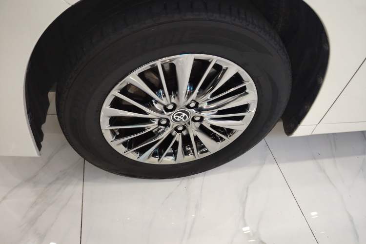 Used Toyota Alphard 2019 Dual-Engine 2.5L Luxury Edition
