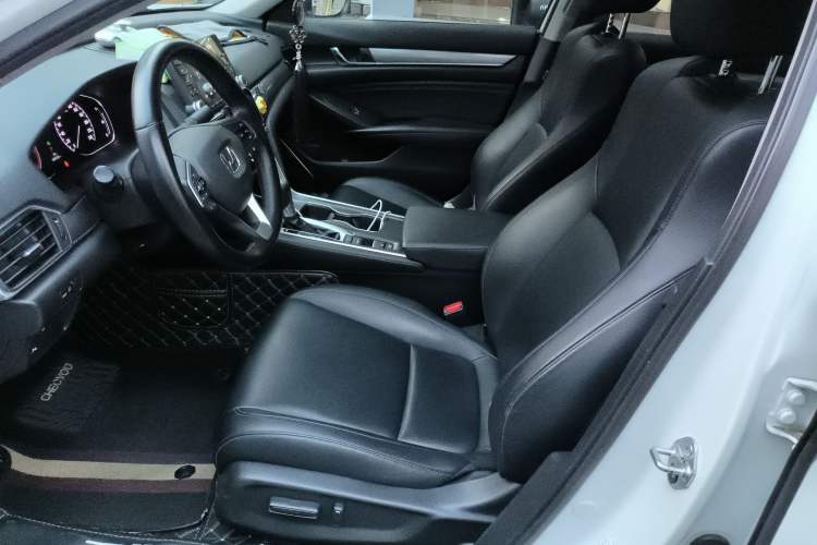 Used Honda Accord 2018 260TURBO Luxury Edition China V Emission Standard
