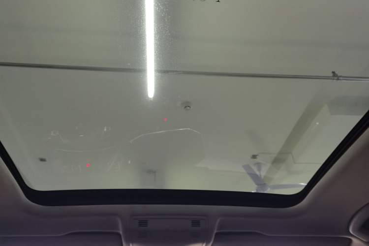 Used Volkswagen Tayron 2022 330TSI Two-Wheel Drive Luxury Smart Connectivity Version
