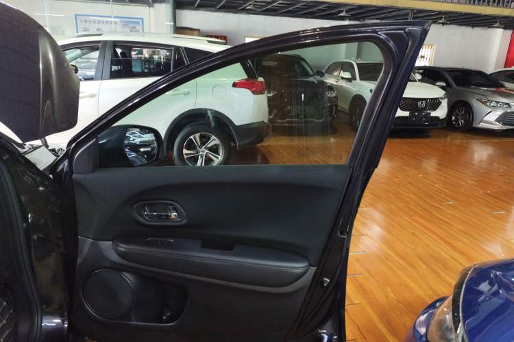 Used Honda Vezel 2017 1.8L CVT 2WD Elite Model