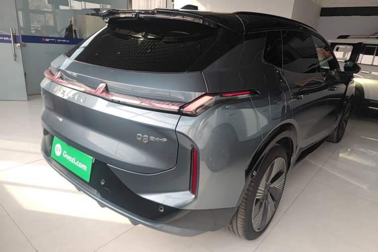 Used Lynk & Co 08 EM-P 2025 245km Ultra-Long Range Halo