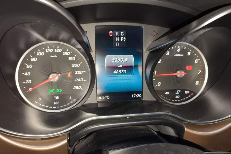 Used Mercedes-Benz V-Class 2020 V 260 L Long-wheelbase Luxury Edition