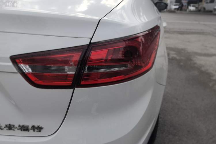 Used Ford Escort 2017 Revised Version 1.5L Automatic Comfort Edition