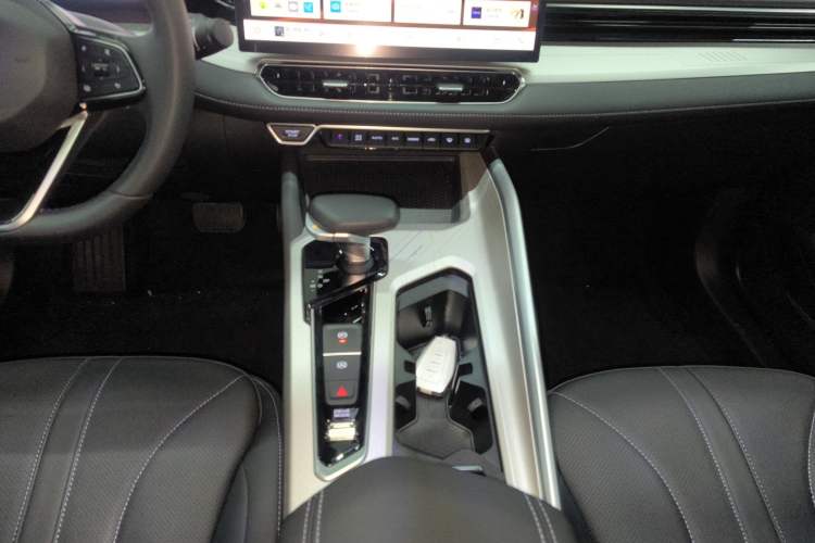 Used Geely Auto Preface 2025 Dongfang Yao 1.5TD Fuyao Edition