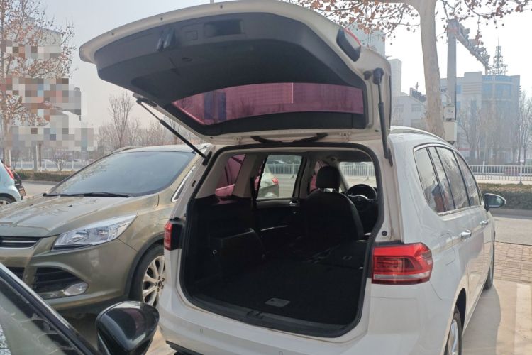 Used Volkswagen Touran 2016 Volkswagen Touran L 280TSI DSG Comfort Edition
