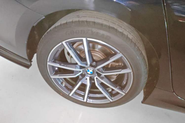 Used BMW 3 Series 2021 325Li M Sport Package