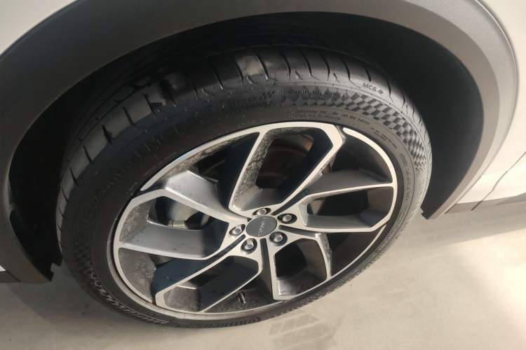 Used Lynk & Co 05 2022 2.0T Two-Wheel Drive Shine Halo
