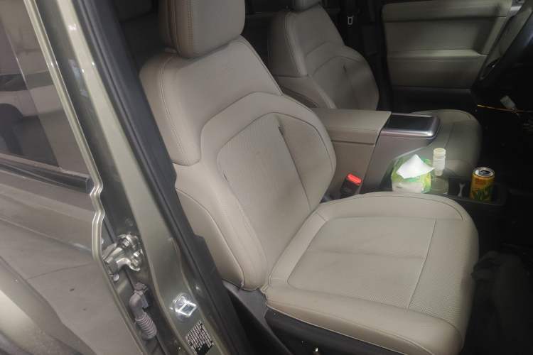 Used  V23 2025 501 Four-Wheel Drive Intelligent Driving Version
