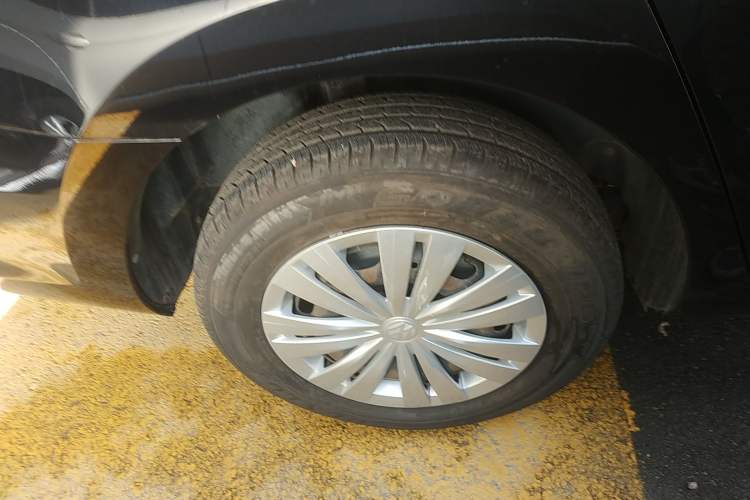 Used Volkswagen Santana 2016 1.6L Manual Fashion Edition